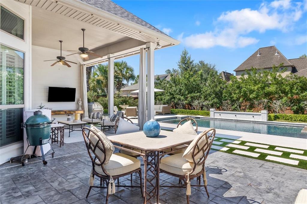 356 SANDALWOOD Drive