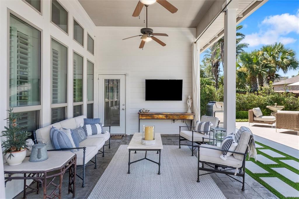 356 SANDALWOOD Drive