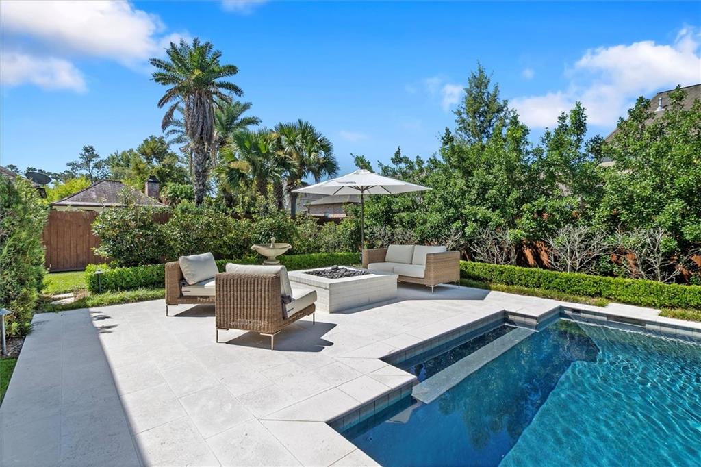 356 SANDALWOOD Drive