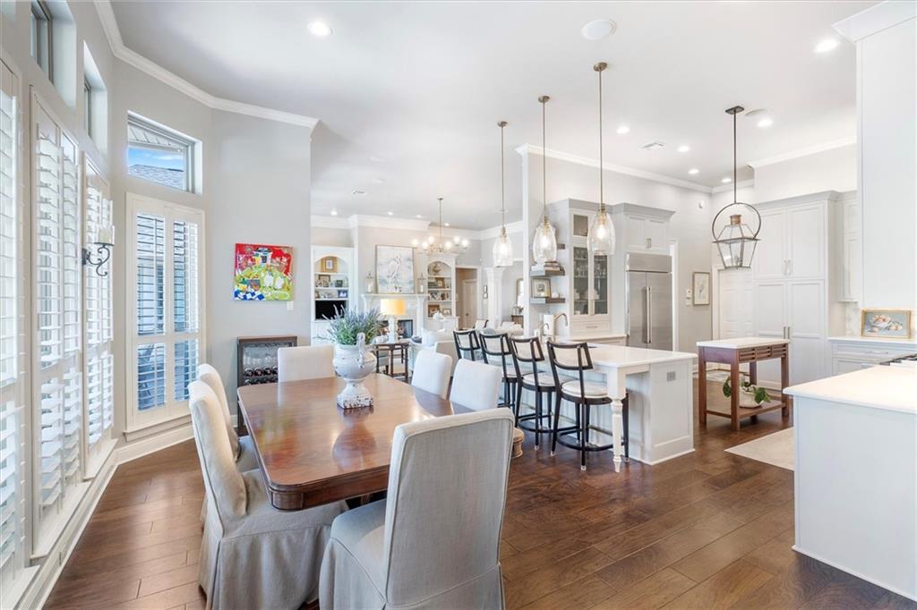 356 SANDALWOOD Drive