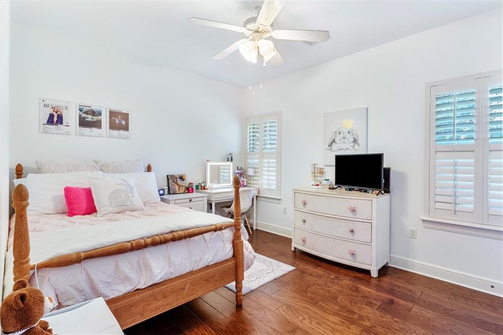 356 SANDALWOOD Drive