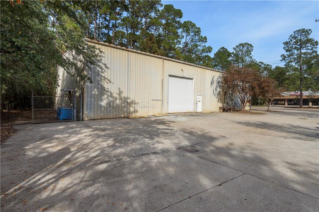 4060 HIGHWAY 59 Highway