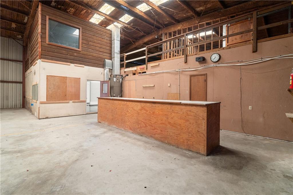 4060 HIGHWAY 59 Highway