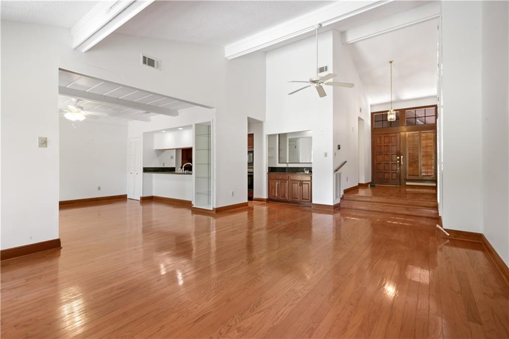 640 N BEAU CHENE Drive 3