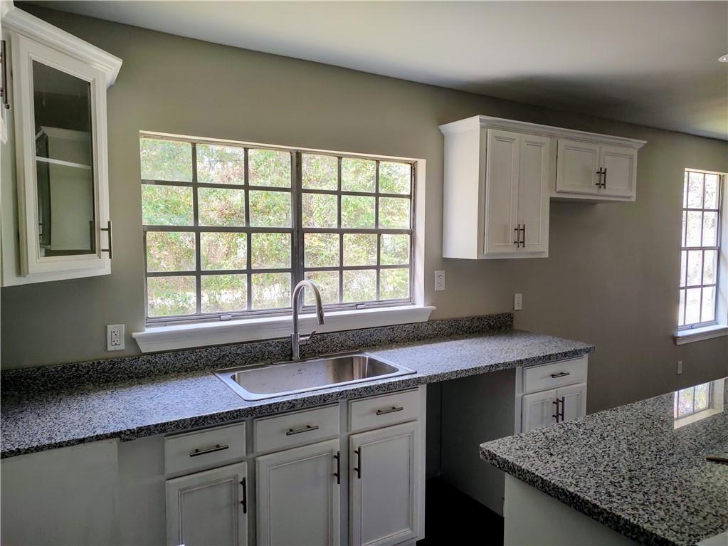 156 FAIRVIEW Drive