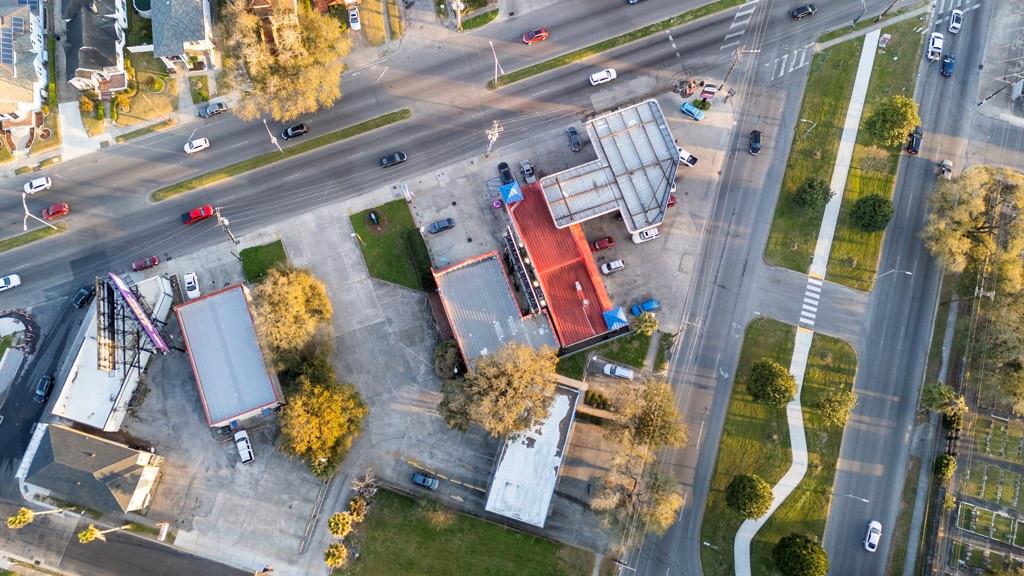 3231 GENTILLY Boulevard