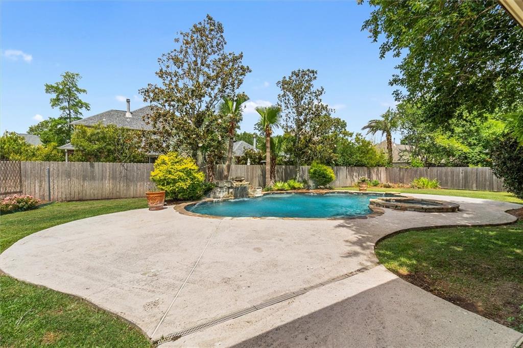 505 EVERGREEN Drive