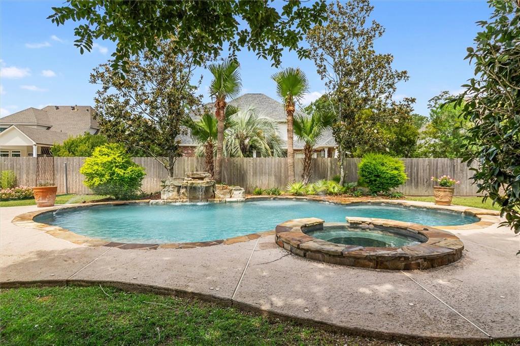 505 EVERGREEN Drive