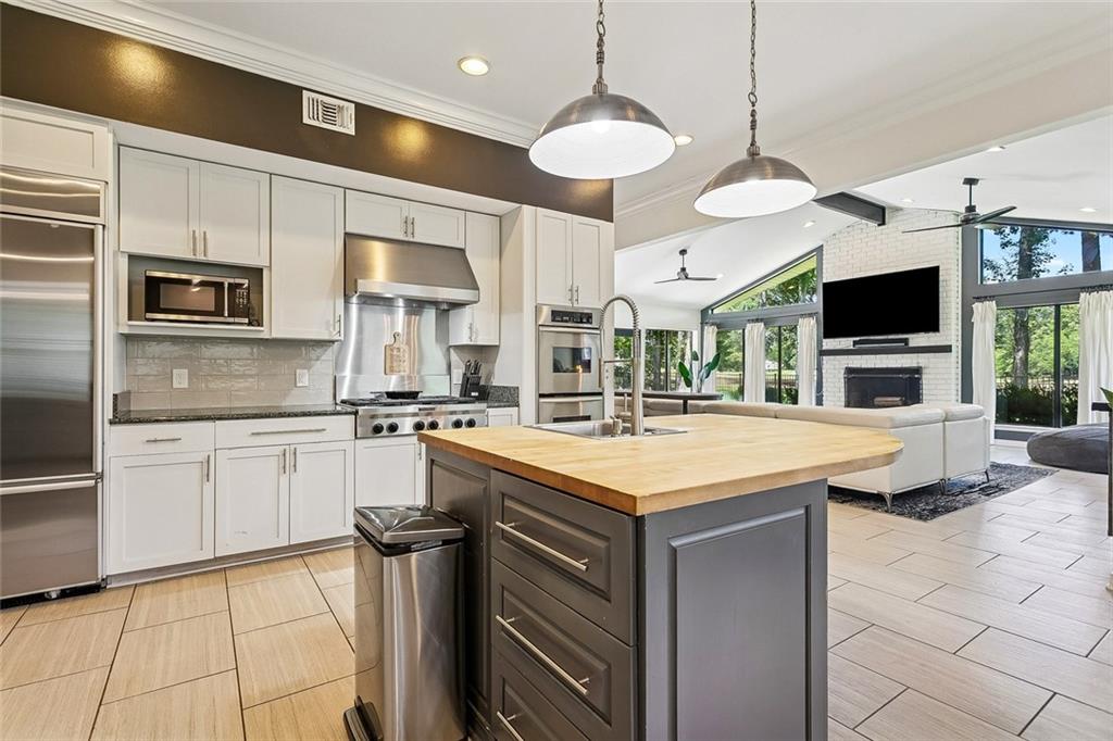 237 EVANGELINE Drive