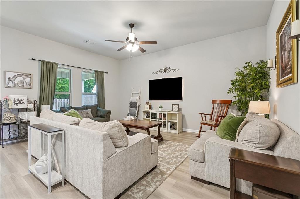 41498 DOTHAN Place