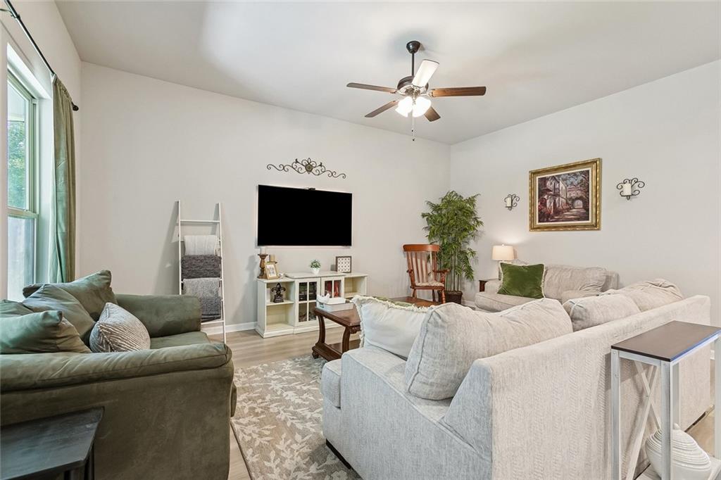 41498 DOTHAN Place