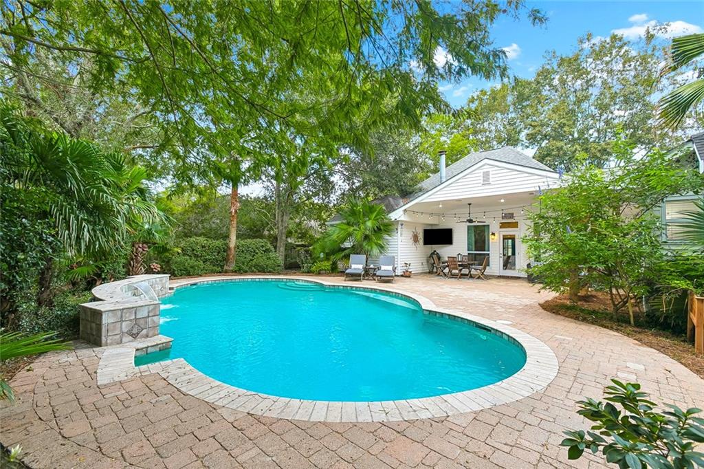 2045 WHITE MYRTLE Drive