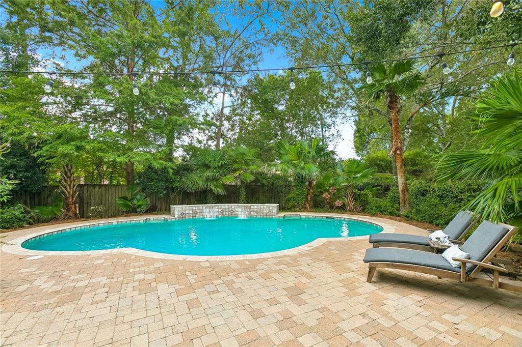 2045 WHITE MYRTLE Drive