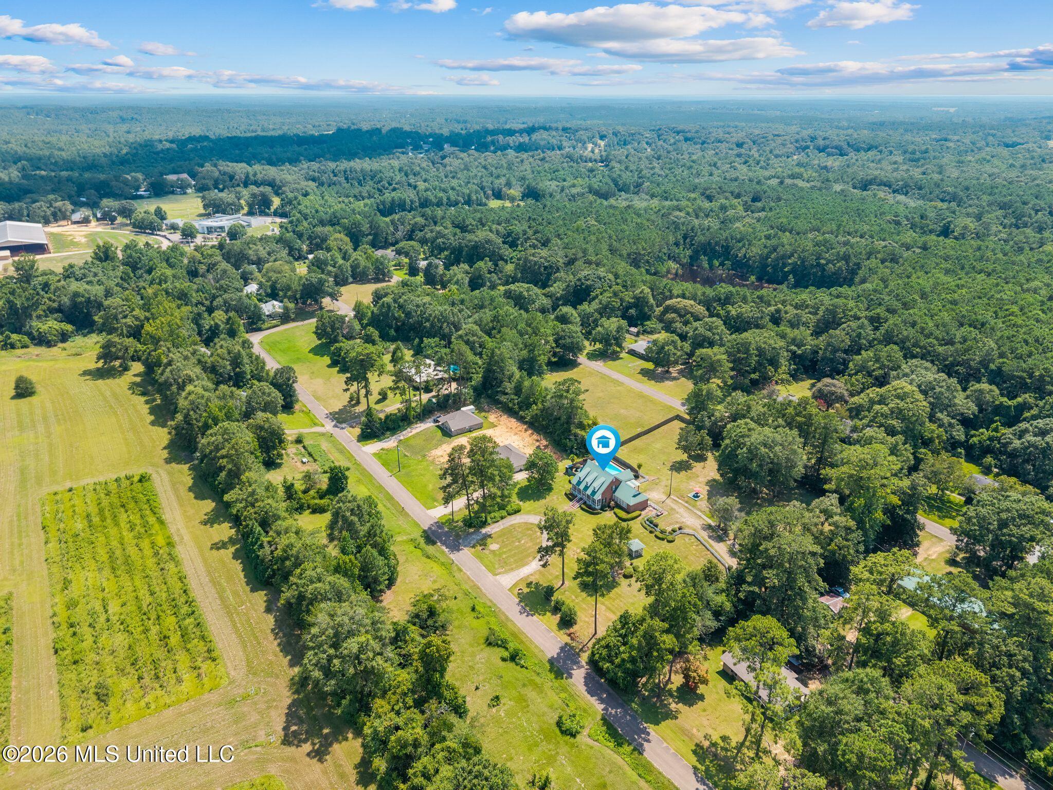 212 Hillman Road