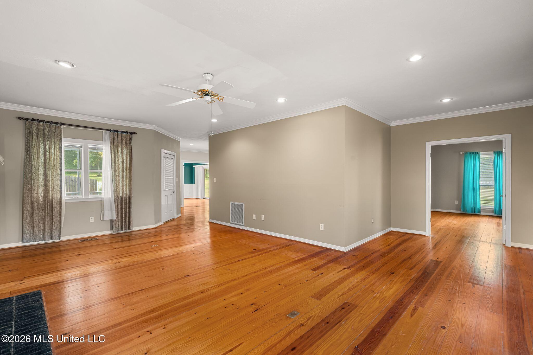 212 Hillman Road