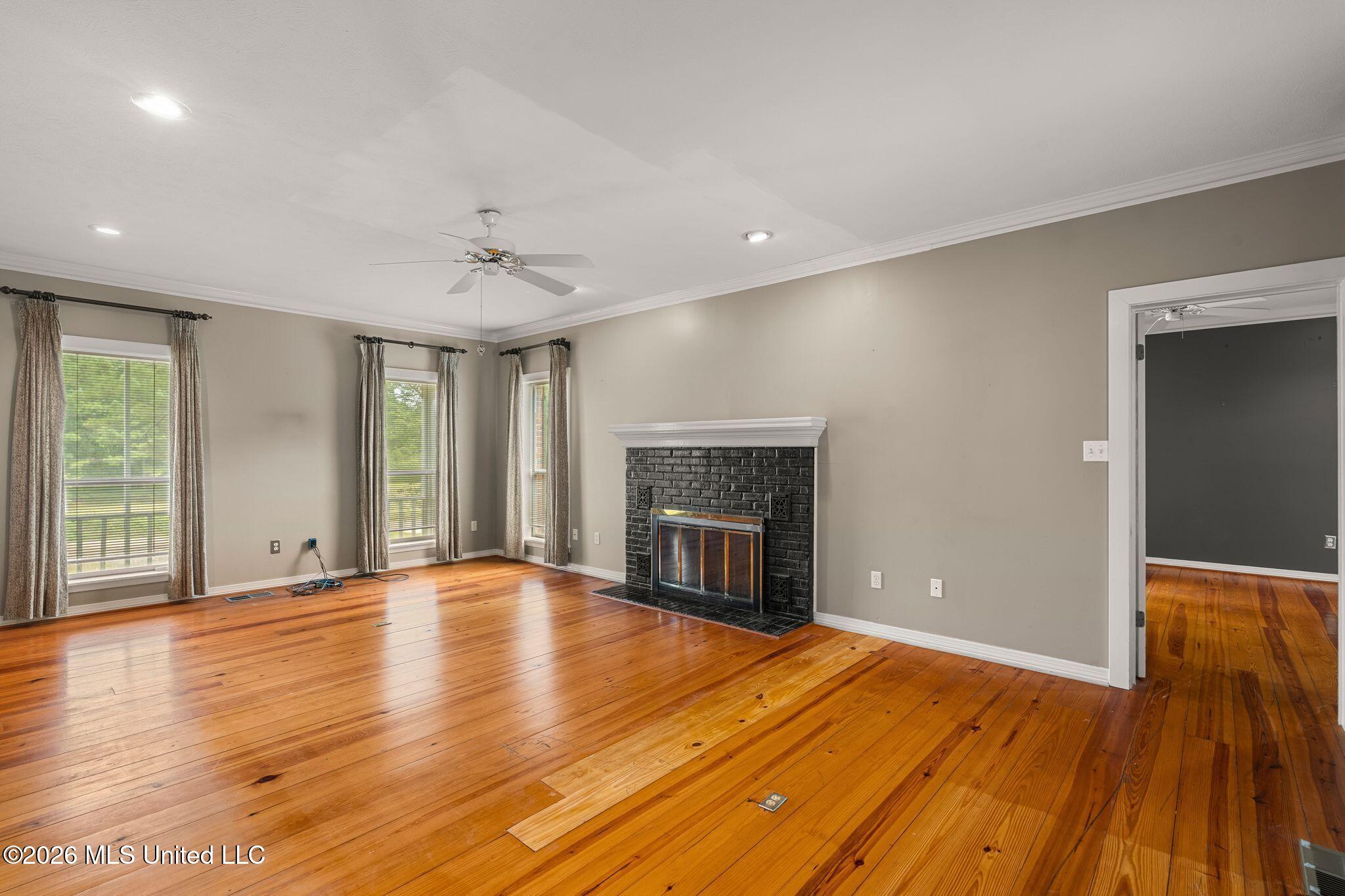 212 Hillman Road