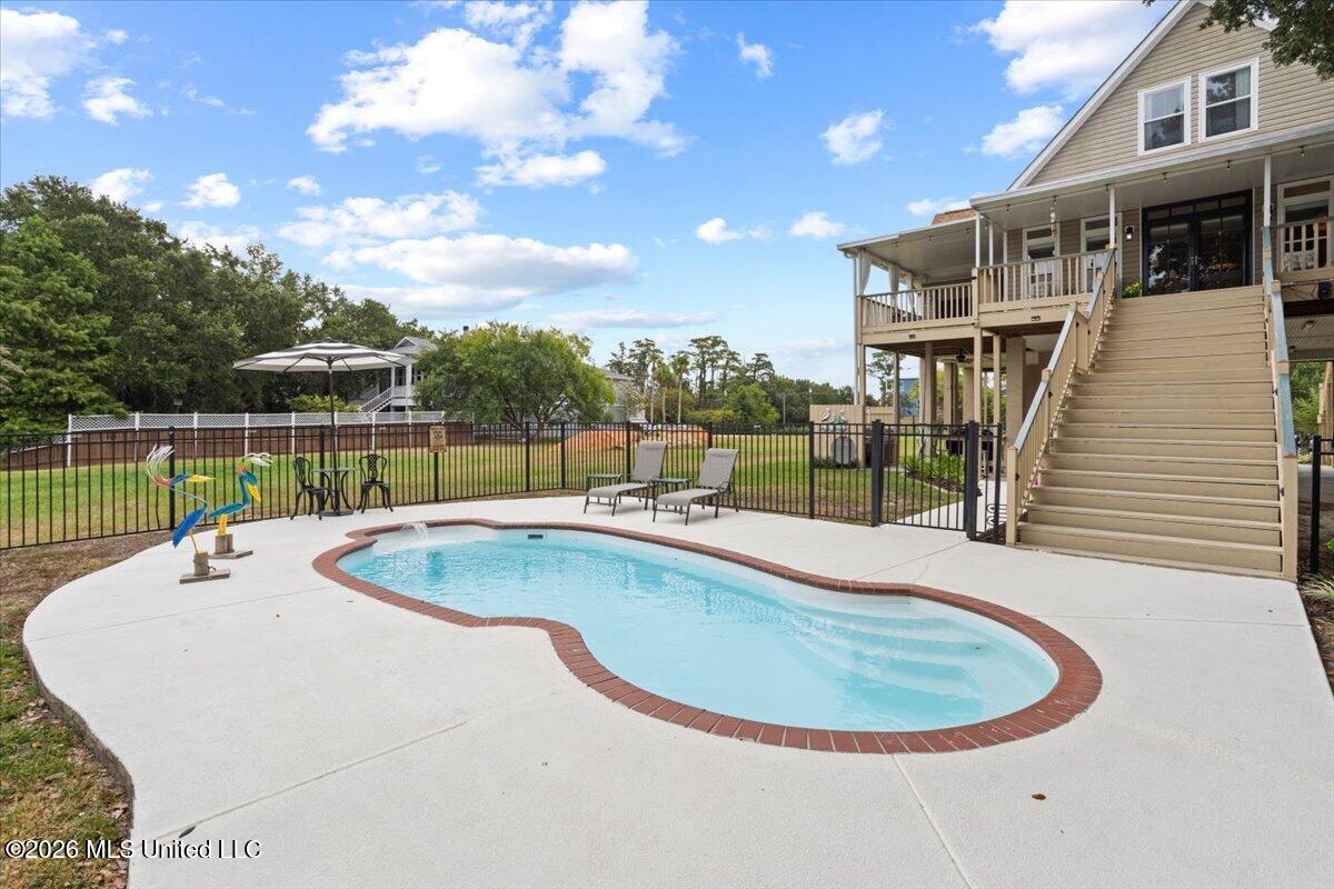 628 W Magnolia Street
