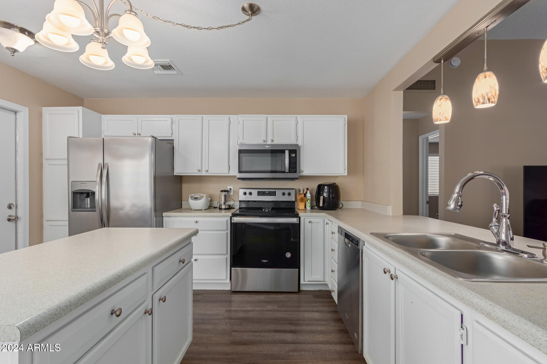 8840 W VILLA RITA Drive
