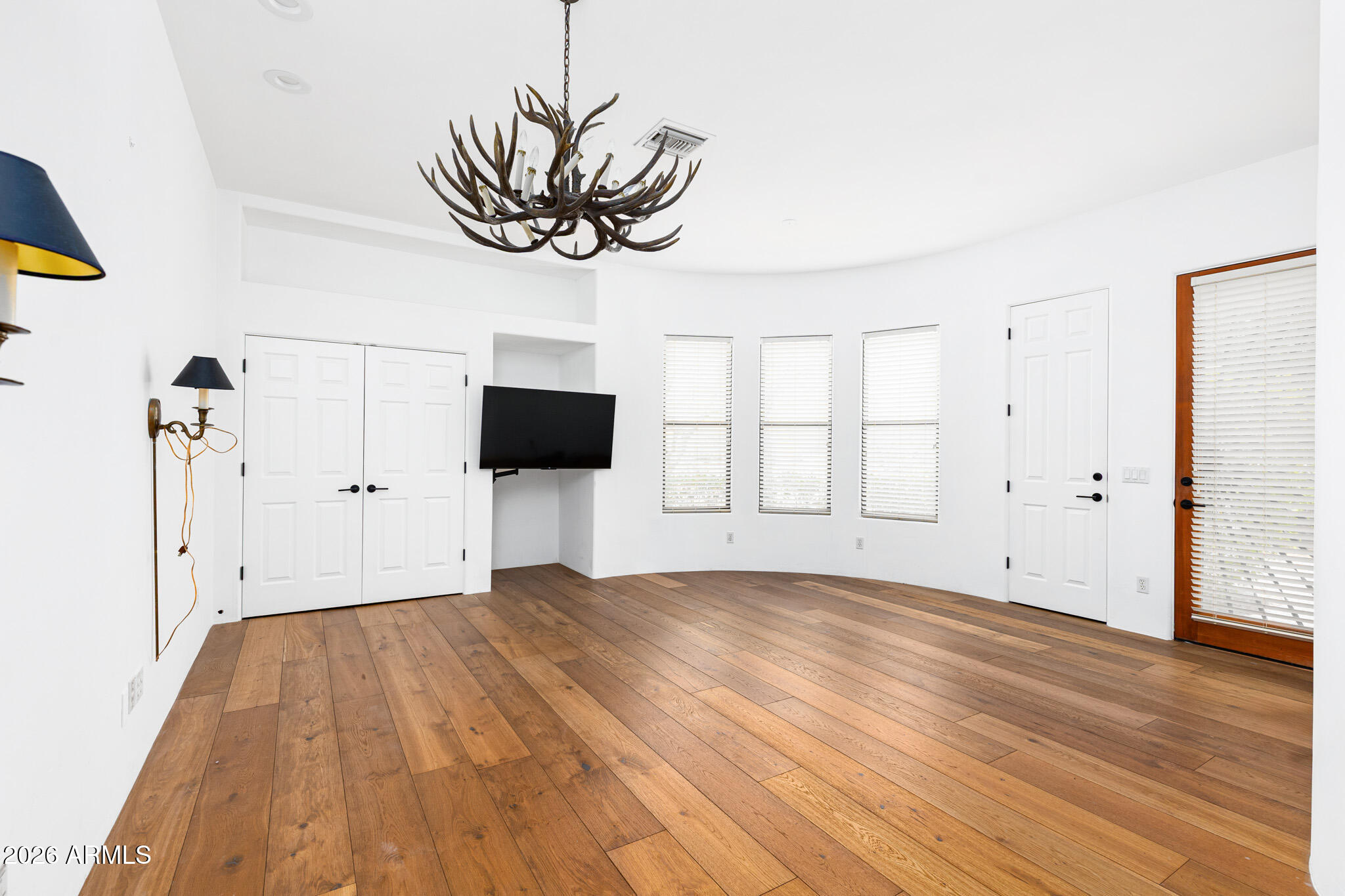 7025 E ASHLER HILLS Drive