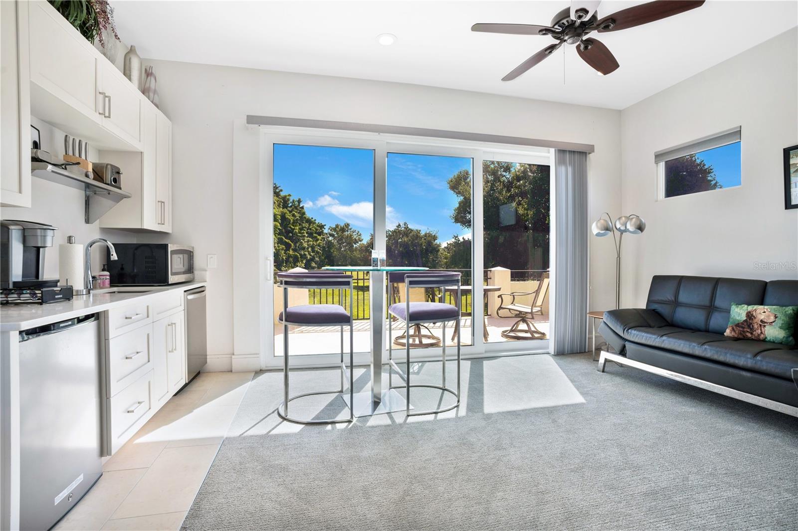 1010 N PENNSYLVANIA AVE