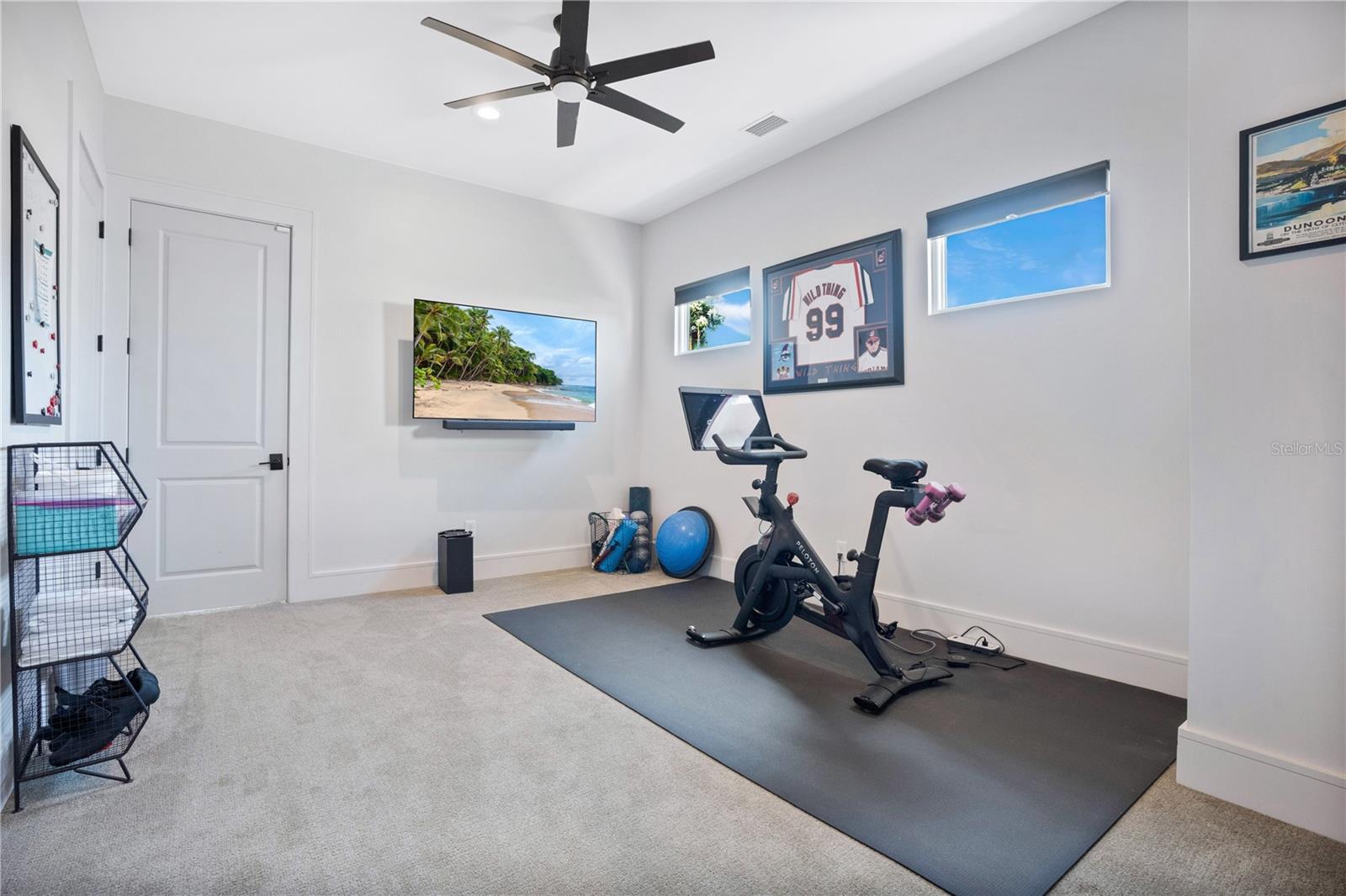 1010 N PENNSYLVANIA AVE