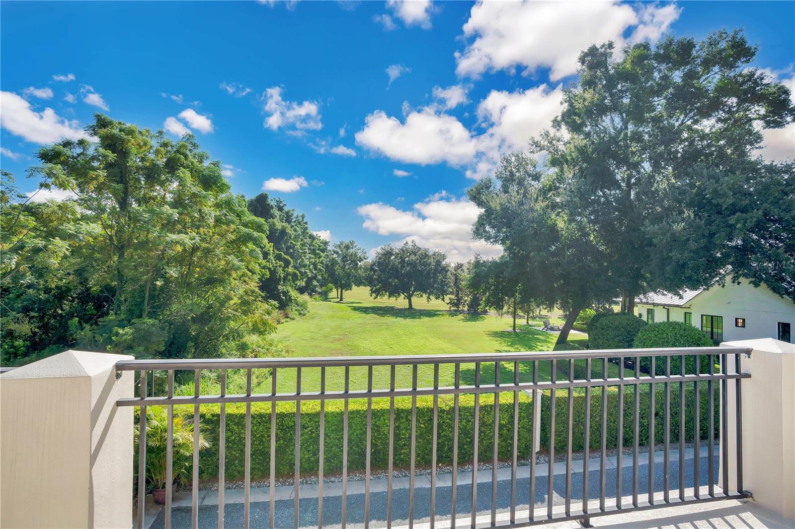 1010 N PENNSYLVANIA AVE