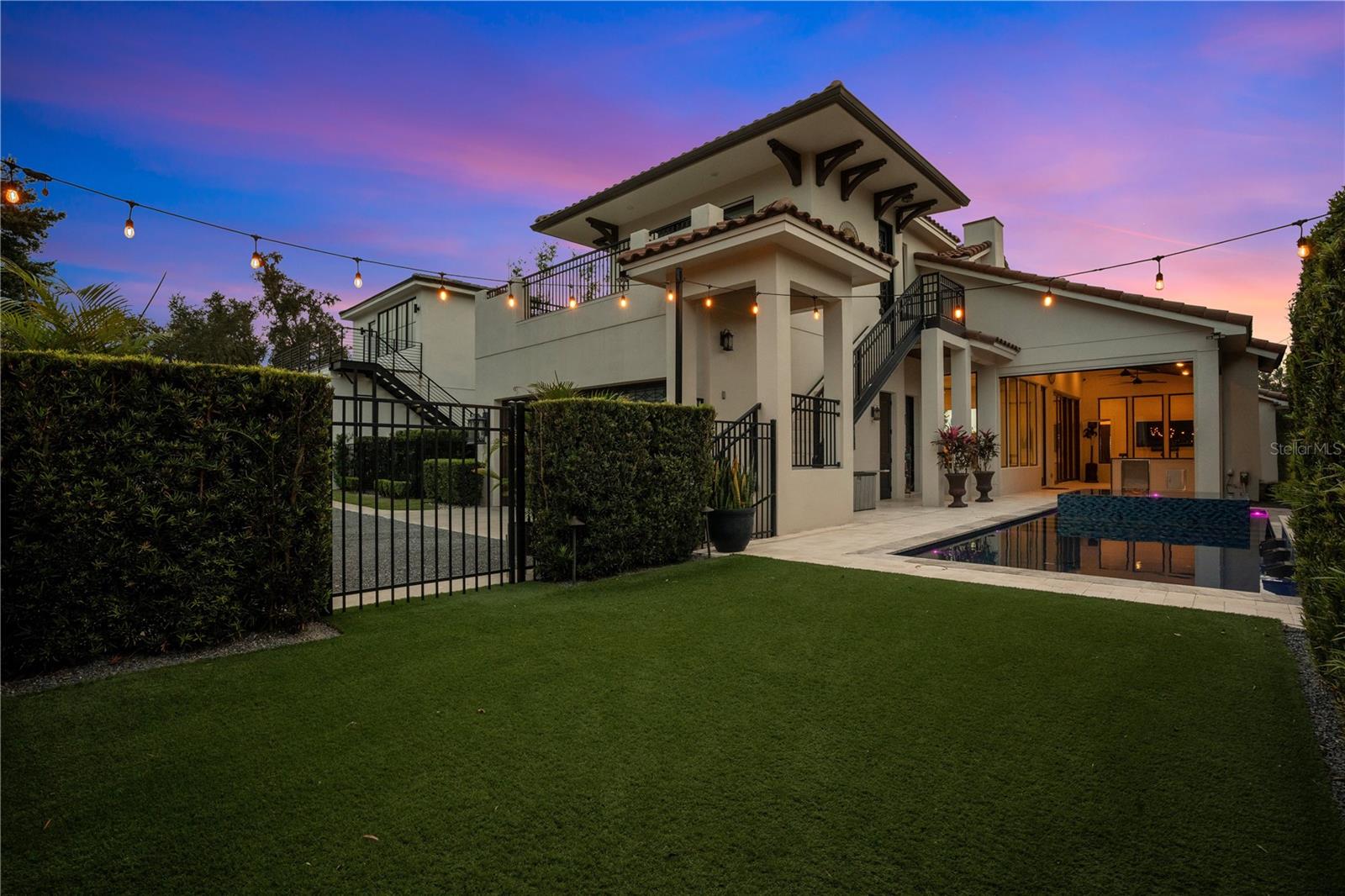 1010 N PENNSYLVANIA AVE