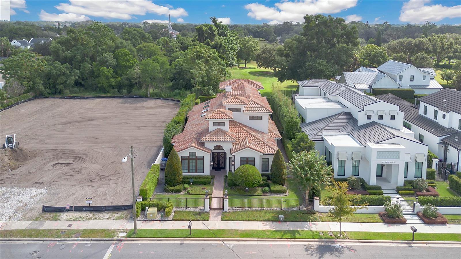 1010 N PENNSYLVANIA AVE