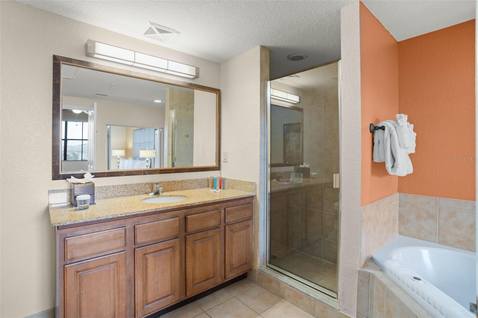 12538 FLORIDAYS RESORT DR #411