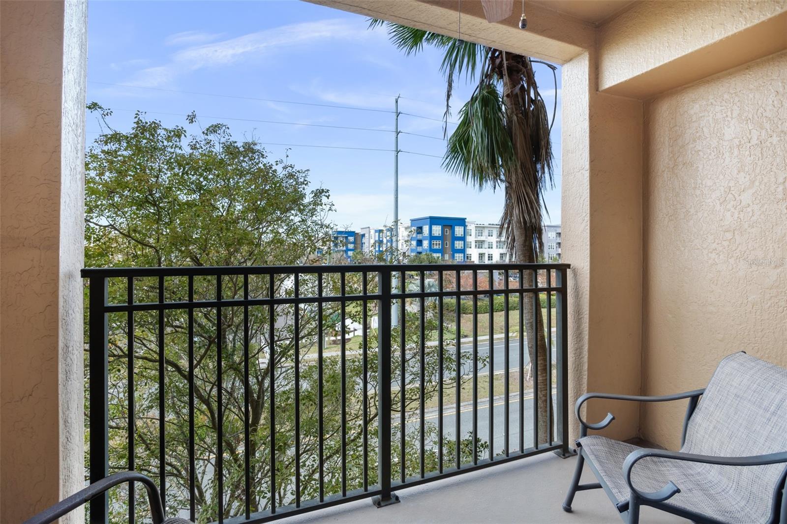 12538 FLORIDAYS RESORT DR #411