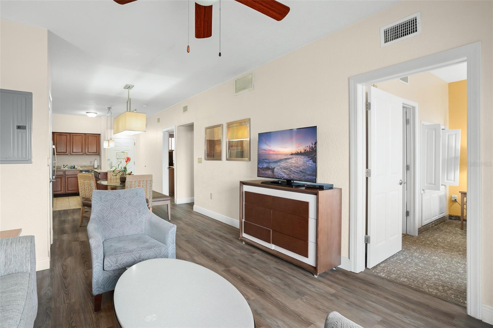 12538 FLORIDAYS RESORT DR #411