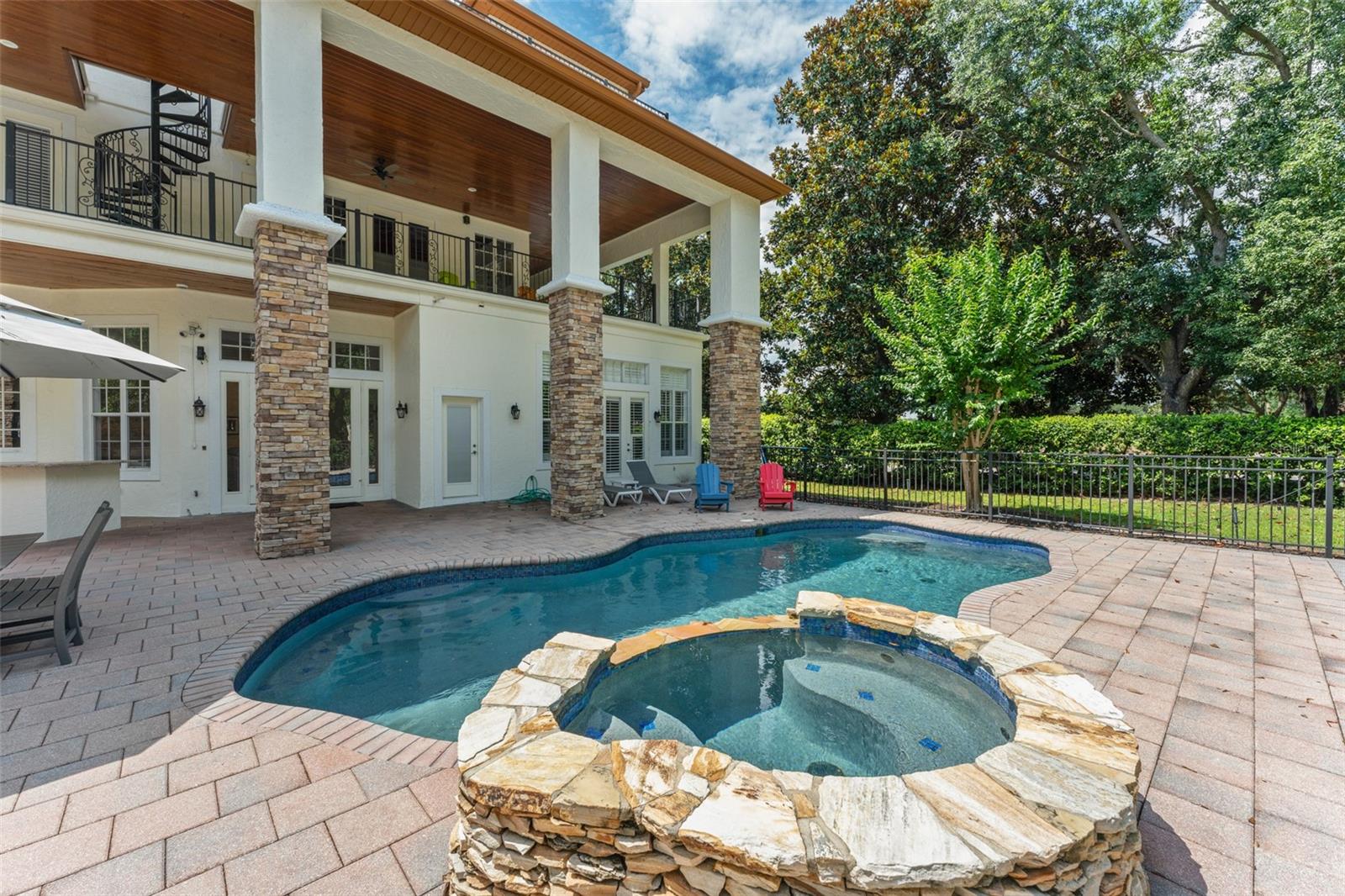 6288 BLAKEFORD DR