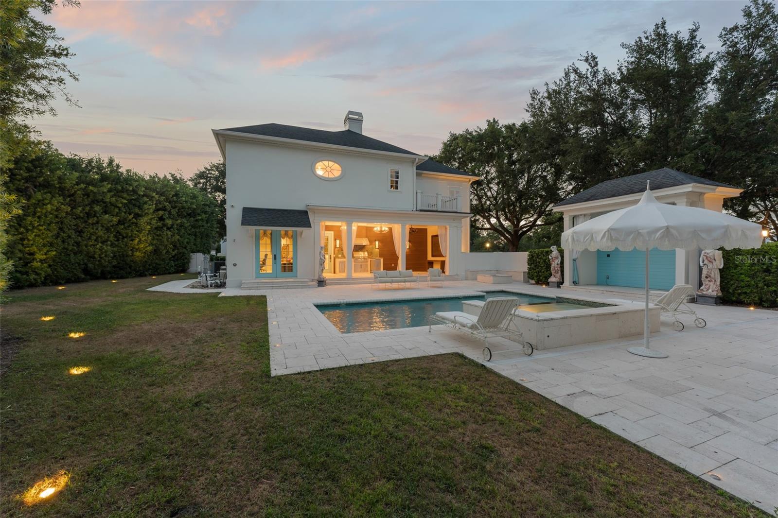 706 GOLFPARK DR