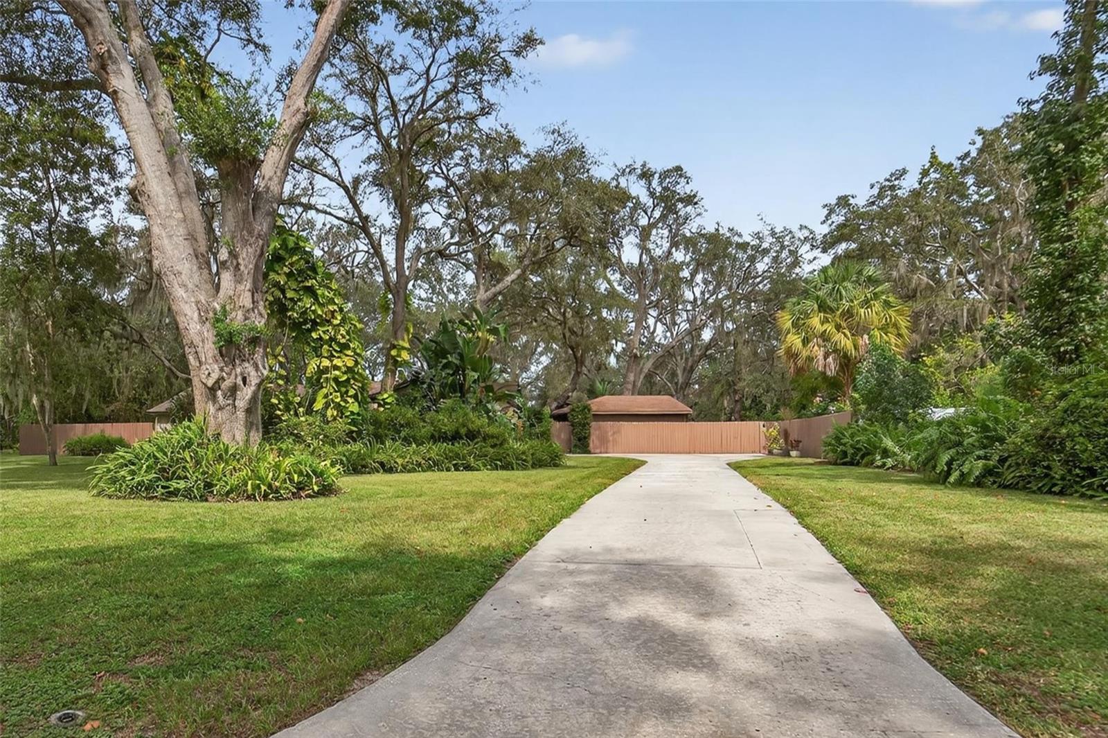 12510 SHADOW RUN BLVD