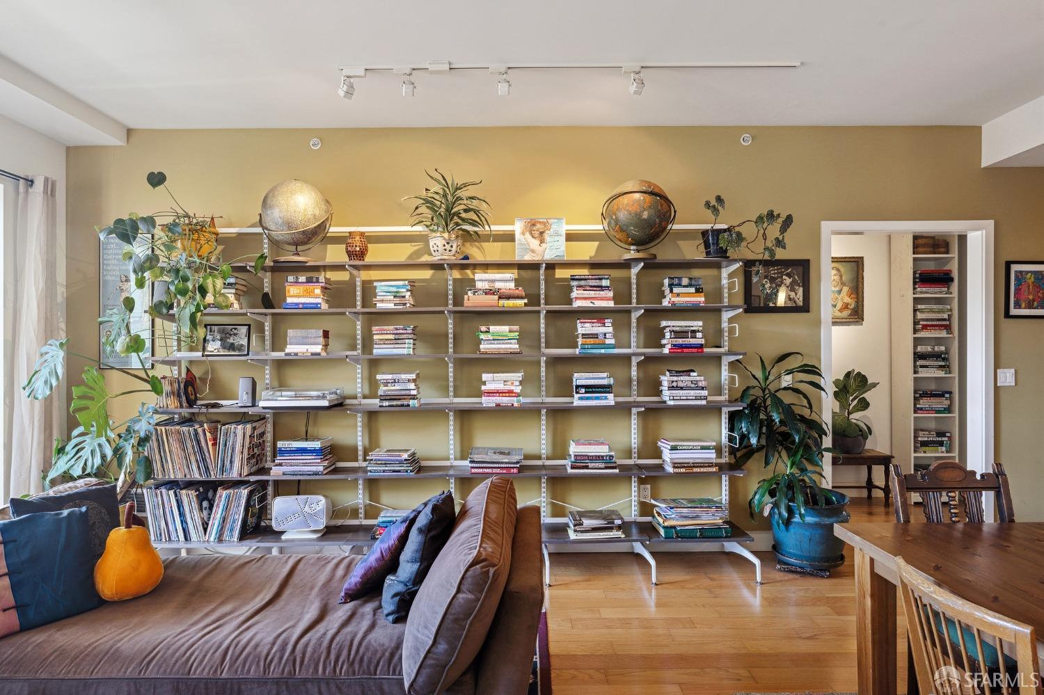 77 Van Ness Avenue # 506