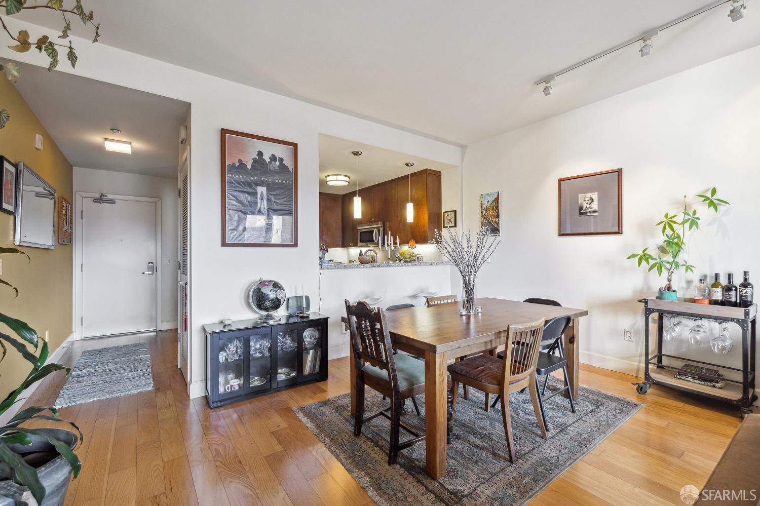 77 Van Ness Avenue # 506
