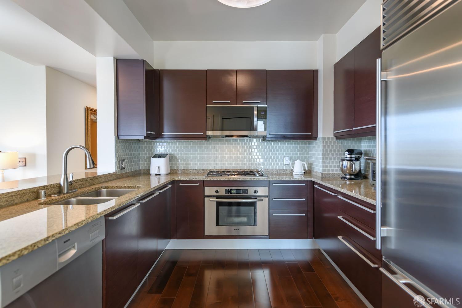 425 1st Street # 803