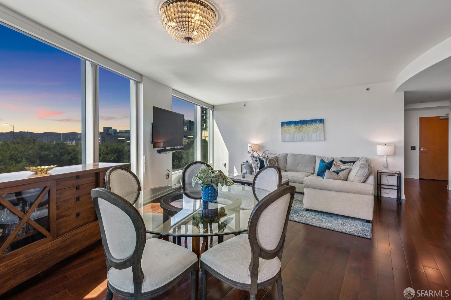 425 1st Street # 803