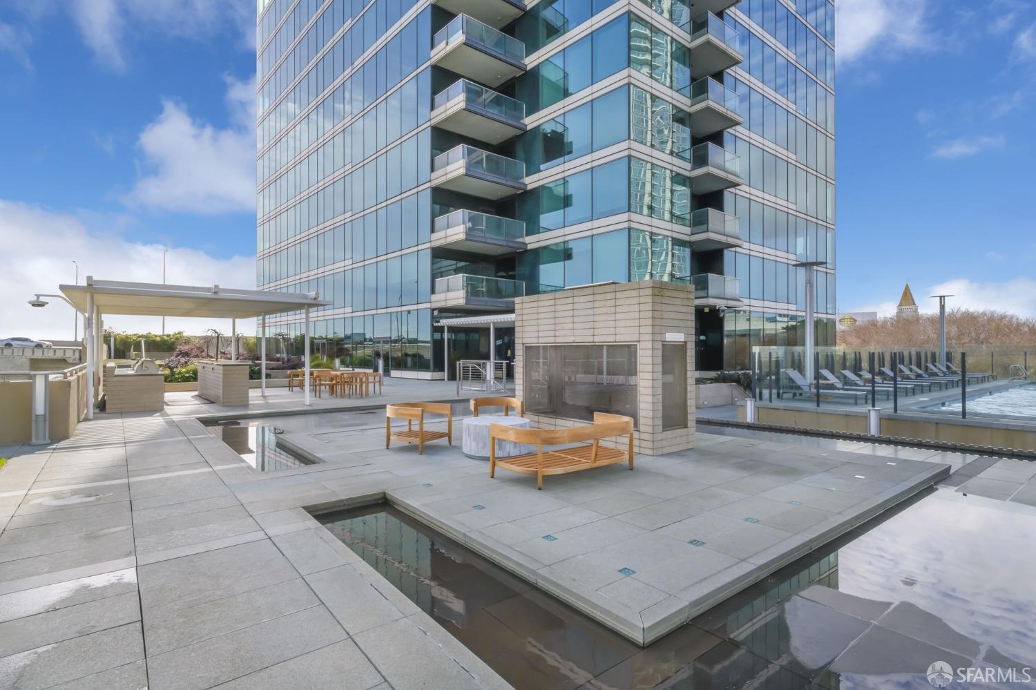 425 1st Street # 803