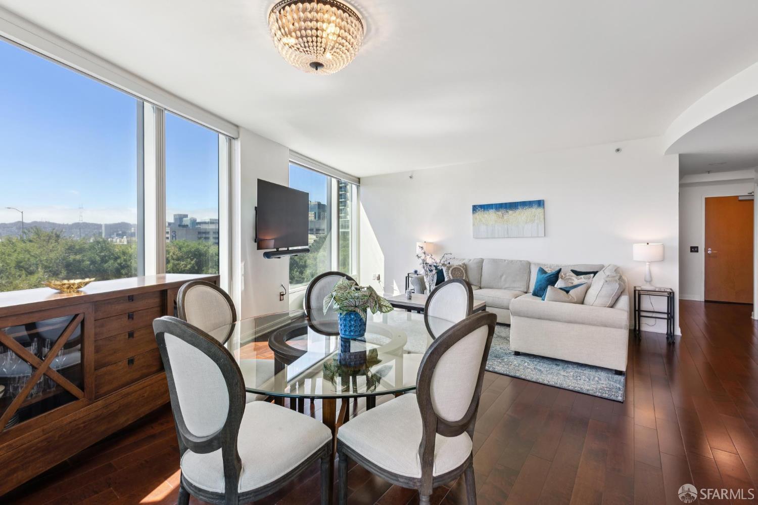 425 1st Street # 803