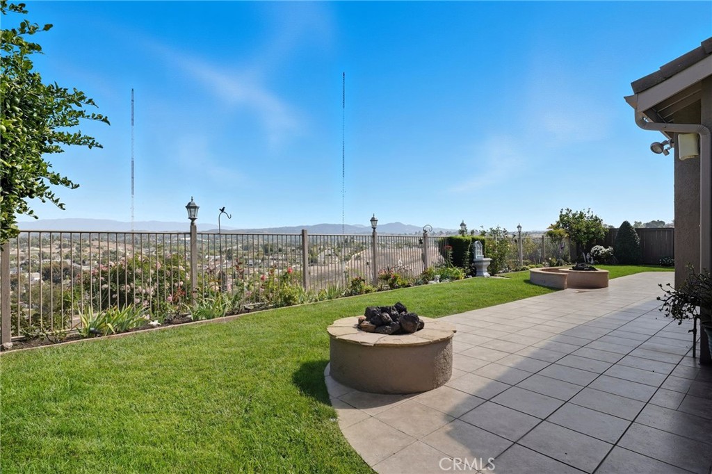 5217 Palmera Drive