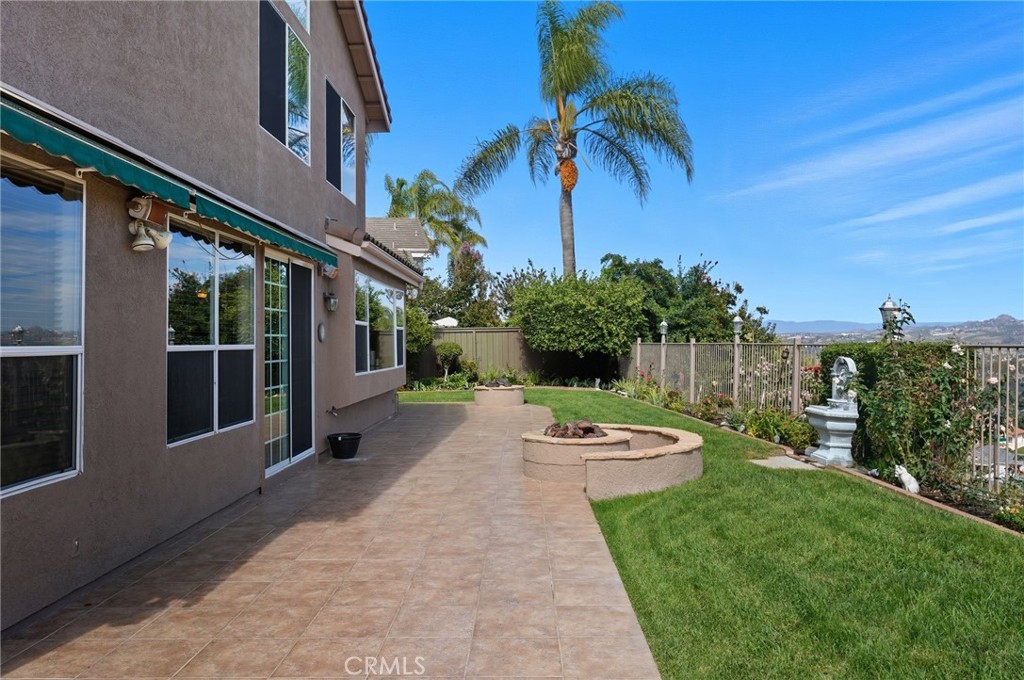 5217 Palmera Drive