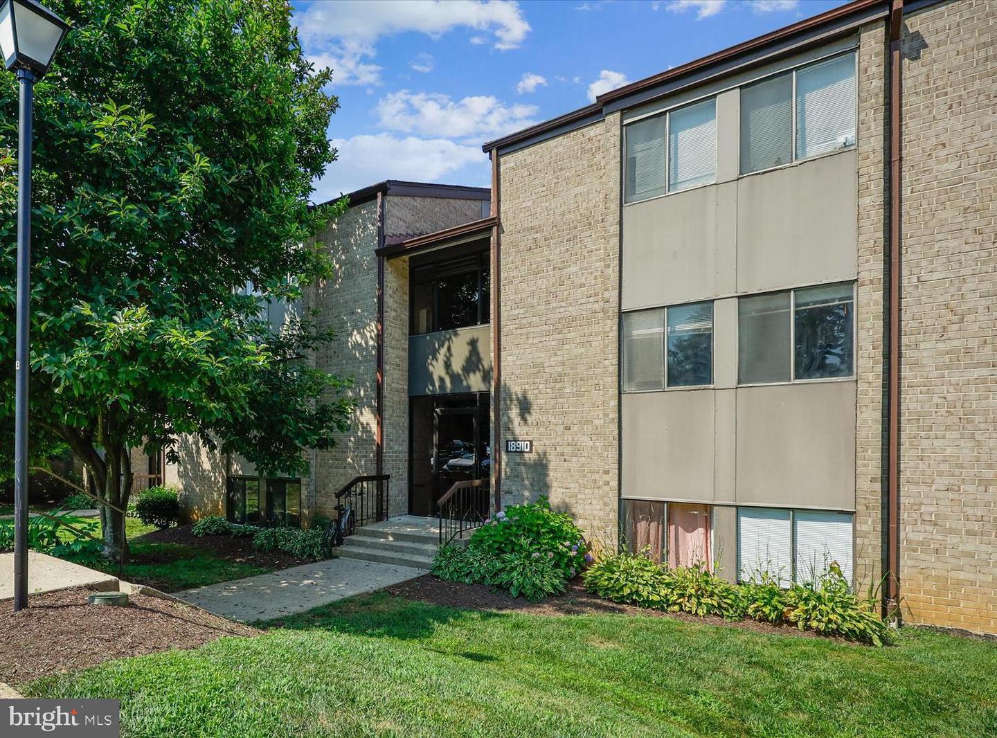 18910 Smoothstone Way #1