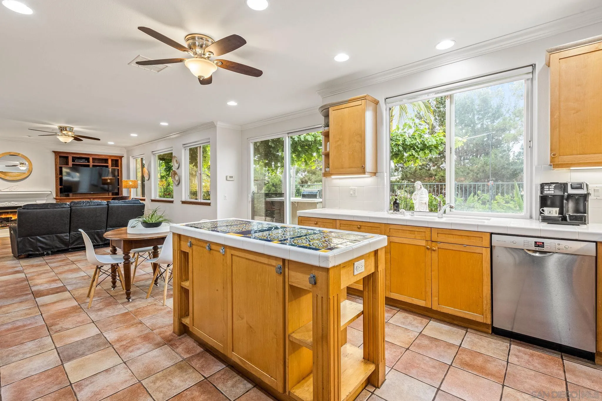 1661 Amante Ct