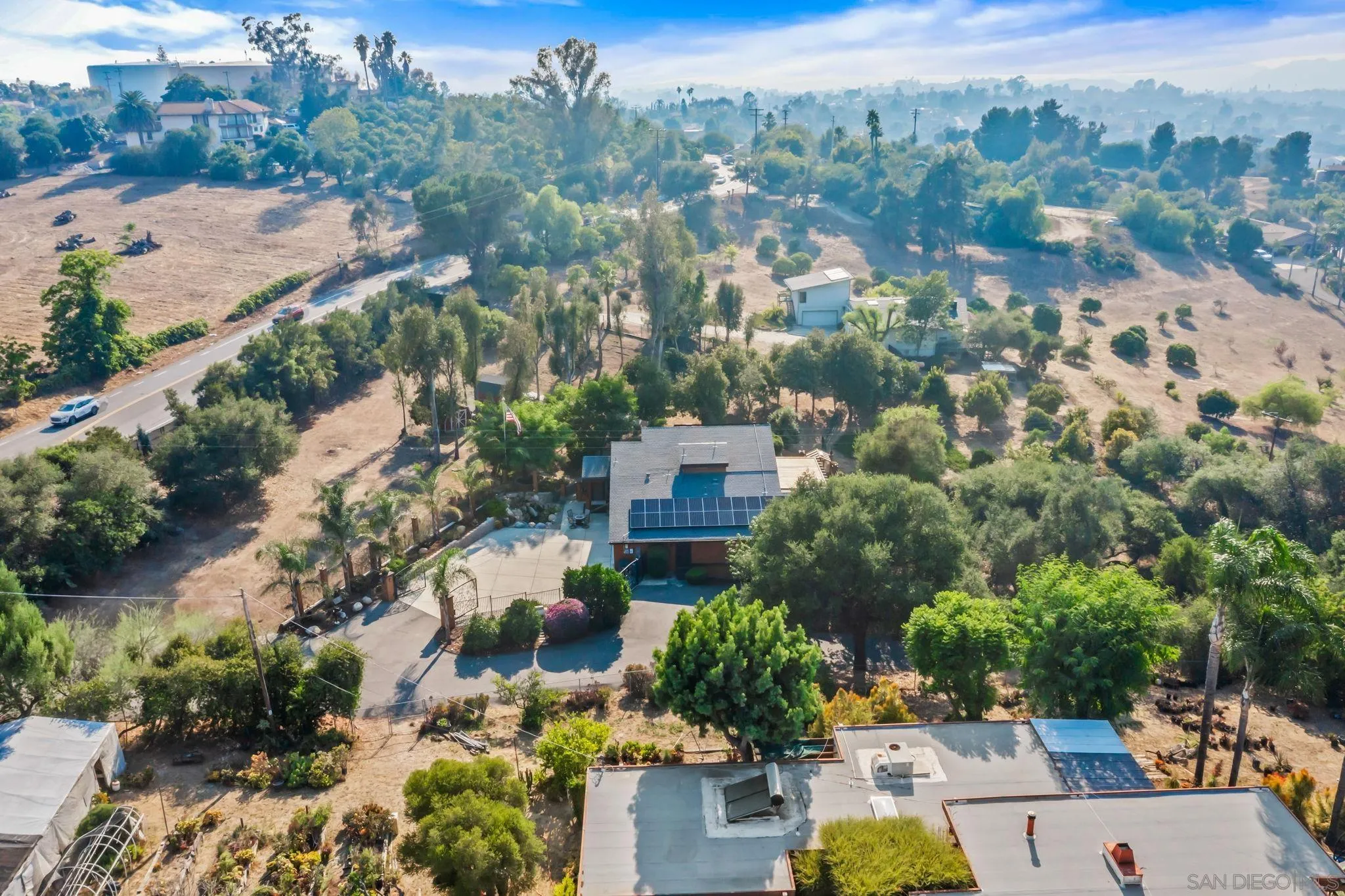 2260 E Mission Rd