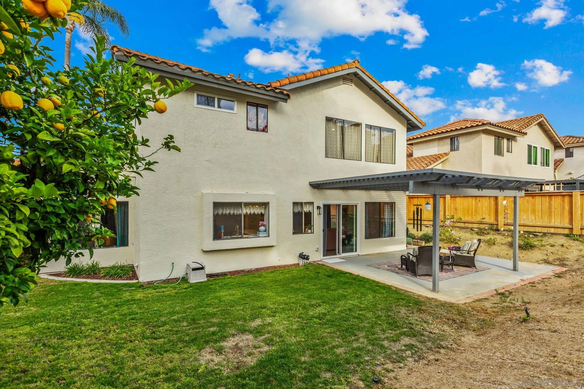 2064 White Birch Dr