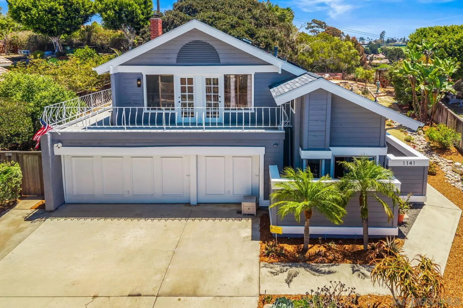 1141 Cerro Largo Dr