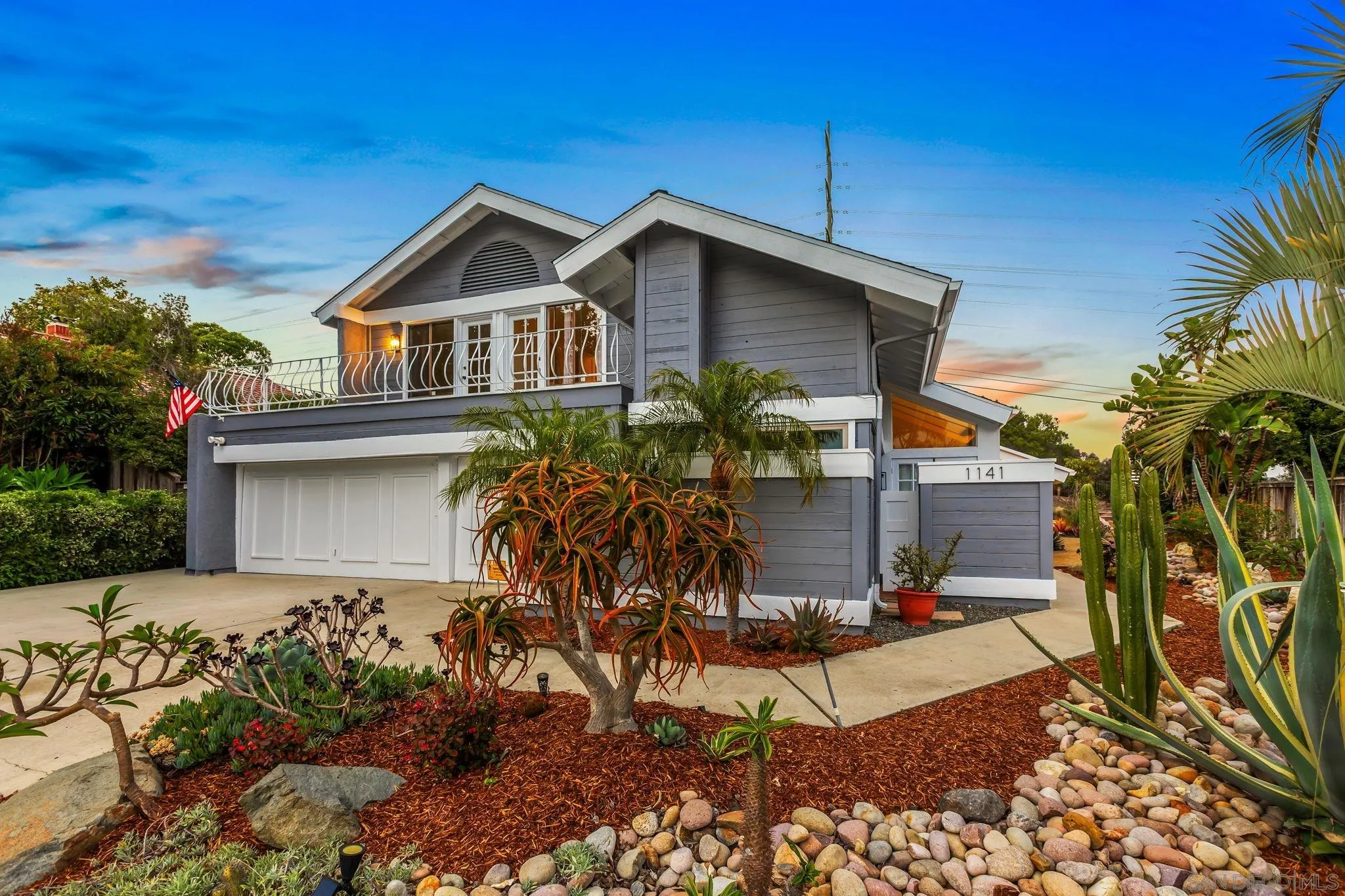 1141 Cerro Largo Dr