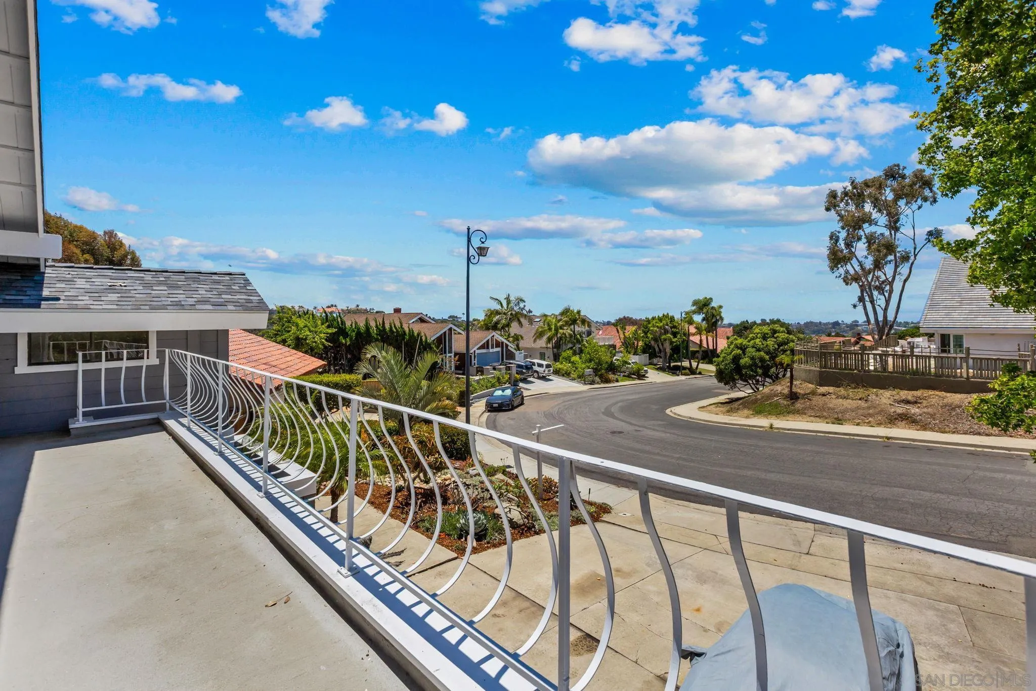 1141 Cerro Largo Dr