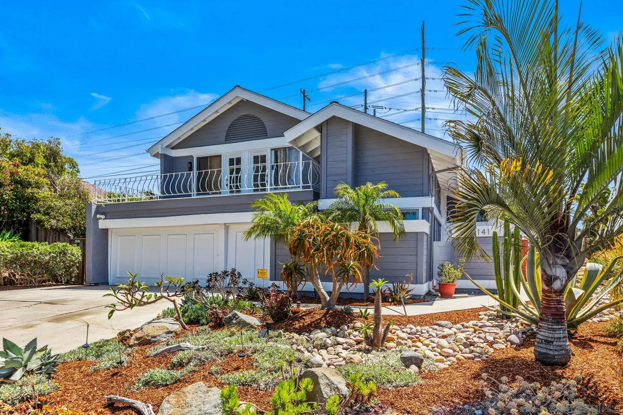 1141 Cerro Largo Dr